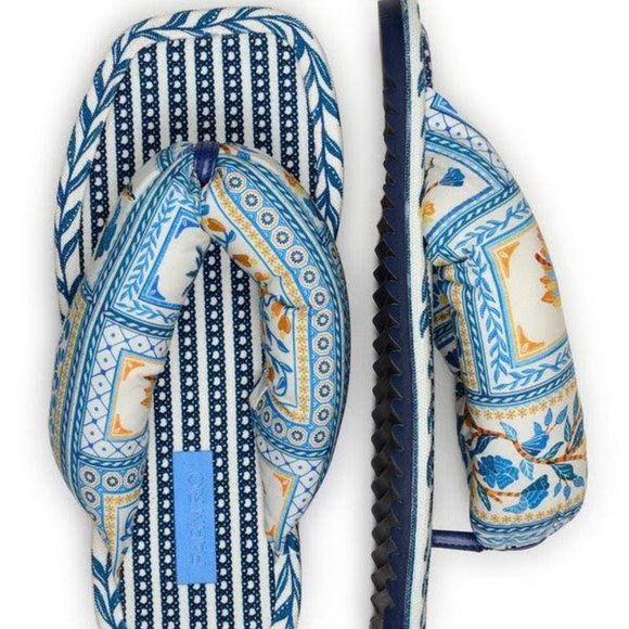 Farm Rio Blue Puffy Flip Flops - Picture 9 of 9